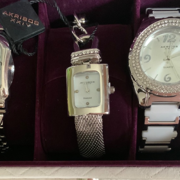 New in box 3 AKRIBOS XXIV LADIES watches